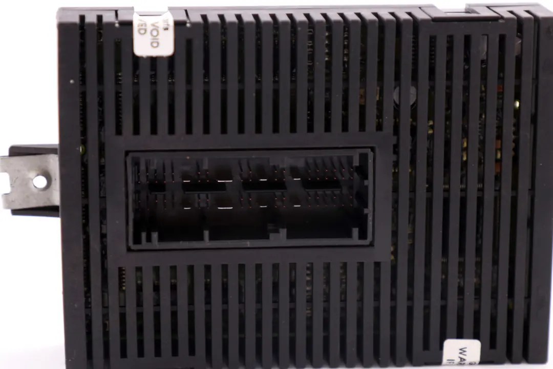 Light Control Unit Module to BMW 7 Series E65 with Part number 6921330 BMW 7 Series E65 Light Control Unit Module - SKU 6921330 - Part number 6921330