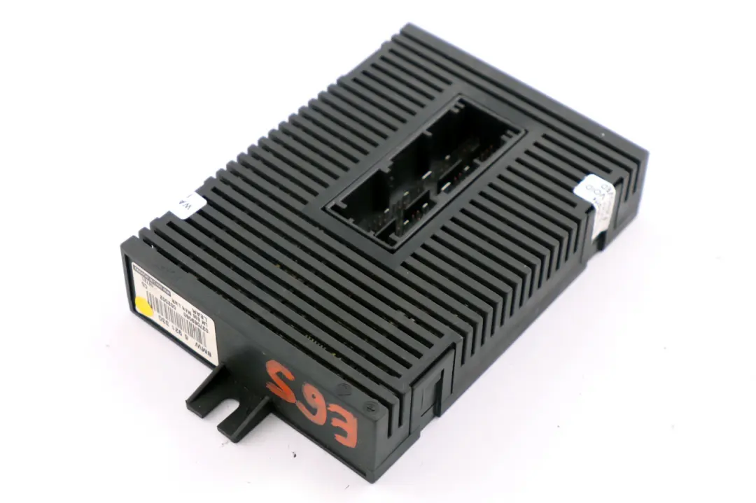 Light Control Unit Module to BMW 7 Series E65 with Part number 6921330 BMW 7 Series E65 Light Control Unit Module - SKU 6921330 - Part number 6921330