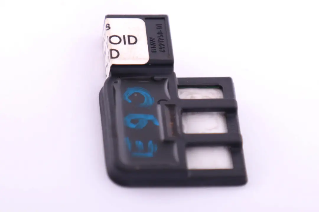 Sensor Empañamiento Pegado Condensación para BMW E60 E65 X5 E70 E81 E87 E90 E91 E92 con número de pieza 6921750 BMW E60 E65 X5 E70 E81 E87 E90 E91 E92 Sensor Empañamiento Pegado Condensación - SKU 6921750 - Número de pieza 6921750