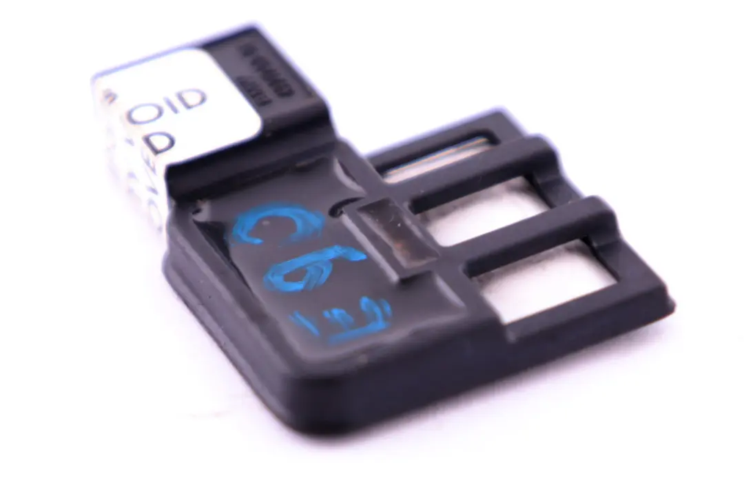 Capteur De Buée Collé Et Condensation Sur pour BMW E60 E65 X5 E70 E81 E87 E90 E91 E92 à propos du numéro de pièce 6921750 BMW E60 E65 X5 E70 E81 E87 E90 E91 E92 Capteur De Buée Collé Et Condensation Sur - SKU 6921750 - Numéro de pièce 6921750