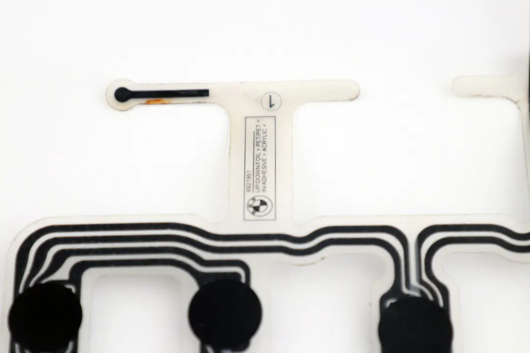 Tappetino sensore sedile anteriore per BMW E60 E65 E66 E67 con numero di parte 6921951 BMW E60 E65 E66 E67 Tappetino sensore sedile anteriore - SKU 6921951 - Numero di parte 6921951