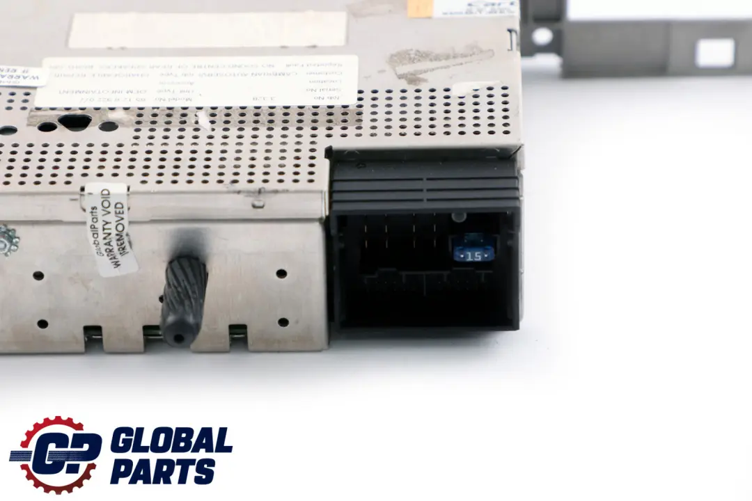 Audio System Controller Player to BMW 7 Series E65 E66 E67 CD with Part number 6922077 BMW 7 Series E65 E66 E67 CD Audio System Controller Player - SKU 6922077 - Part number 6922077