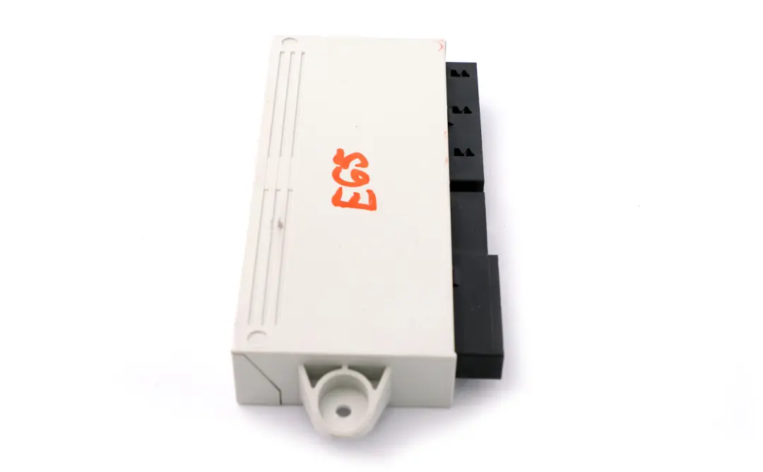 Control Unit Door Rear Driver-Side to BMW 7 Series E65 E66 E67 with Part number 61356922265 BMW 7 Series E65 E66 E67 Control Unit Door Rear Driver-Side - SKU 6922265 - Part number 61356922265