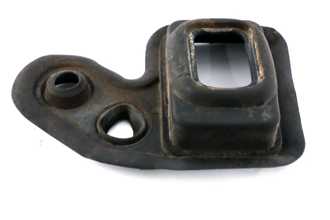 BMW Z4 E85 E86 Grommet Coolant Lines A/C Seal Gasket - SKU 6922305 - Part number 6922305