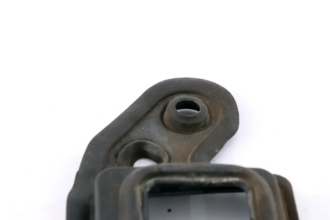 Guarnizione Linee Refrigerante A/C per BMW Z4 E85 E86 con numero di parte 6922305 BMW Z4 E85 E86 Guarnizione Linee Refrigerante A/C - SKU 6922305 - Numero di parte 6922305
