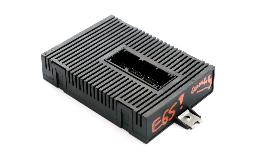 Light Control Unit Module DYN.LWR Lear to BMW 7 Series E65 with Part number 6922663 BMW 7 Series E65 Light Control Unit Module DYN.LWR Lear - SKU 6922663 - Part number 6922663