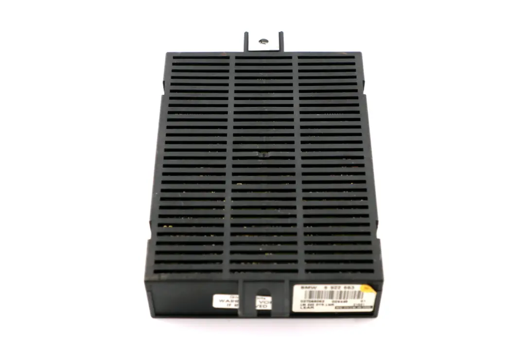 Light Control Unit Module DYN.LWR Lear to BMW 7 Series E65 with Part number 6922663 BMW 7 Series E65 Light Control Unit Module DYN.LWR Lear - SKU 6922663 - Part number 6922663