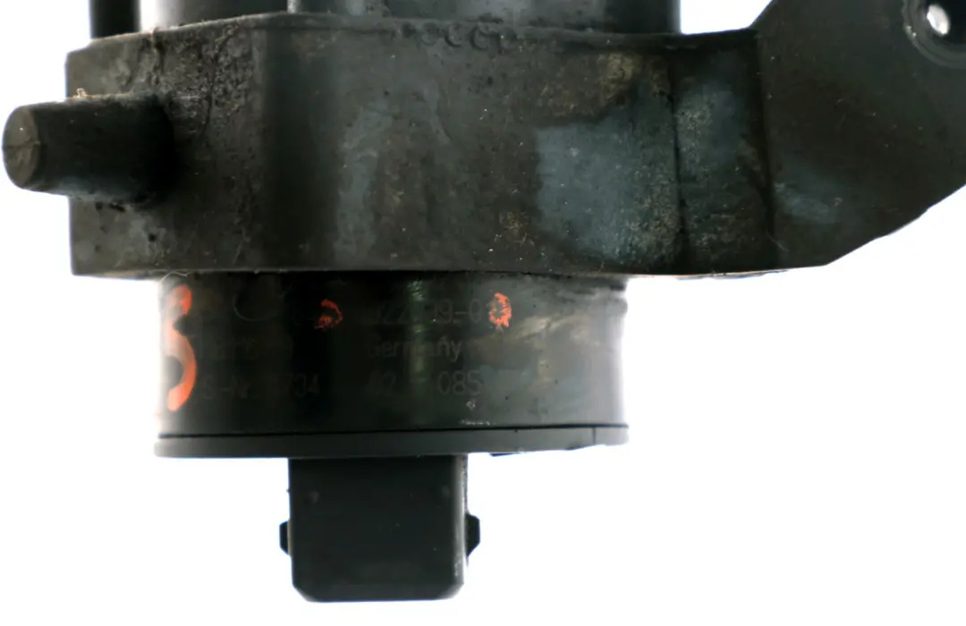 Bomba de Agua Auxiliar Adicional para BMW Serie 7 E65 E66 E67 con número de pieza 6922699 BMW Serie 7 E65 E66 E67 Bomba de Agua Auxiliar Adicional - SKU 6922699 - Número de pieza 6922699