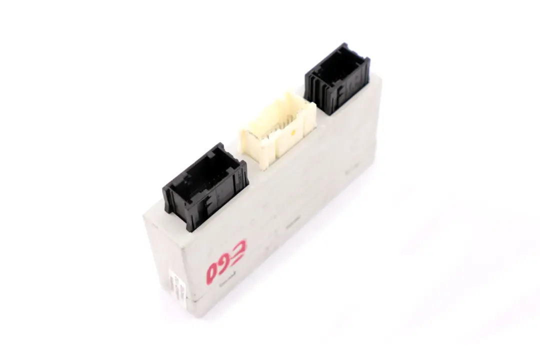 PDC Parking Control Module Unit ECU to BMW 5 6 7 E60 E61 E63 E64 E65 with Part number 9145158 BMW 5 6 7 E60 E61 E63 E64 E65 PDC Parking Control Module Unit ECU - SKU 6922785 - Part number 9145158