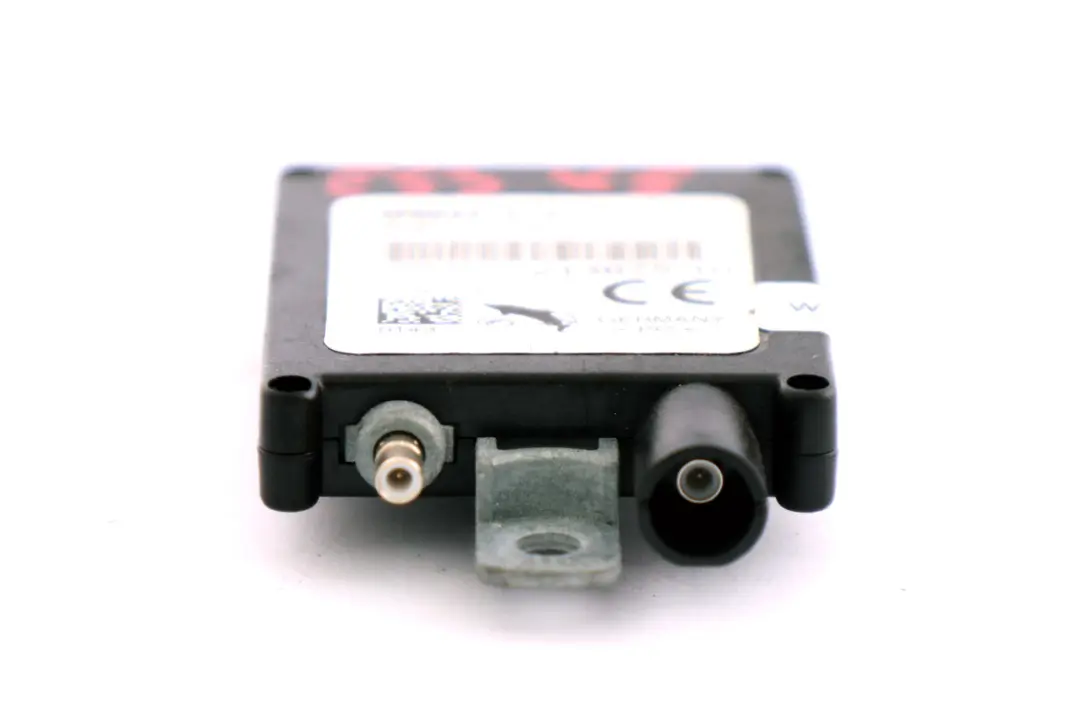 Antenna TV System Amplifier Booster 868MHZ to BMW X5 E53 with Part number 6922879 BMW X5 E53 Antenna TV System Amplifier Booster 868MHZ - SKU 6922879 - Part number 6922879