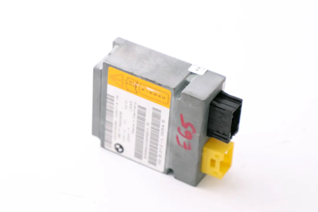 Gateway Module Sensor Airbag Control Module to BMW 7 Series E65 E66 E67 with Part number 6922939 BMW 7 Series E65 E66 E67 Gateway Module Sensor Airbag Control Module - SKU 6922939 - Part number 6922939