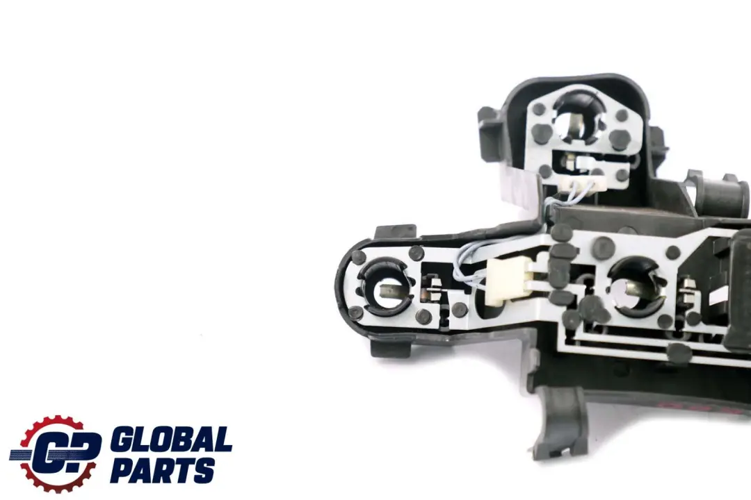 BMW E60 Rückleuchte Lampenträger Links Halter Für Blinker Weiss 692330 - SKU 6923305 - Teilenummer 6923305