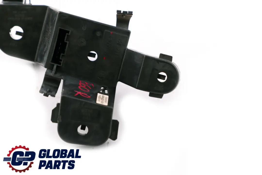 BMW E60 Lampenträger Heckleuchte Lampenträger Rechts Blinker Weiss 7161306 - SKU 6923306 - Teilenummer 6923306