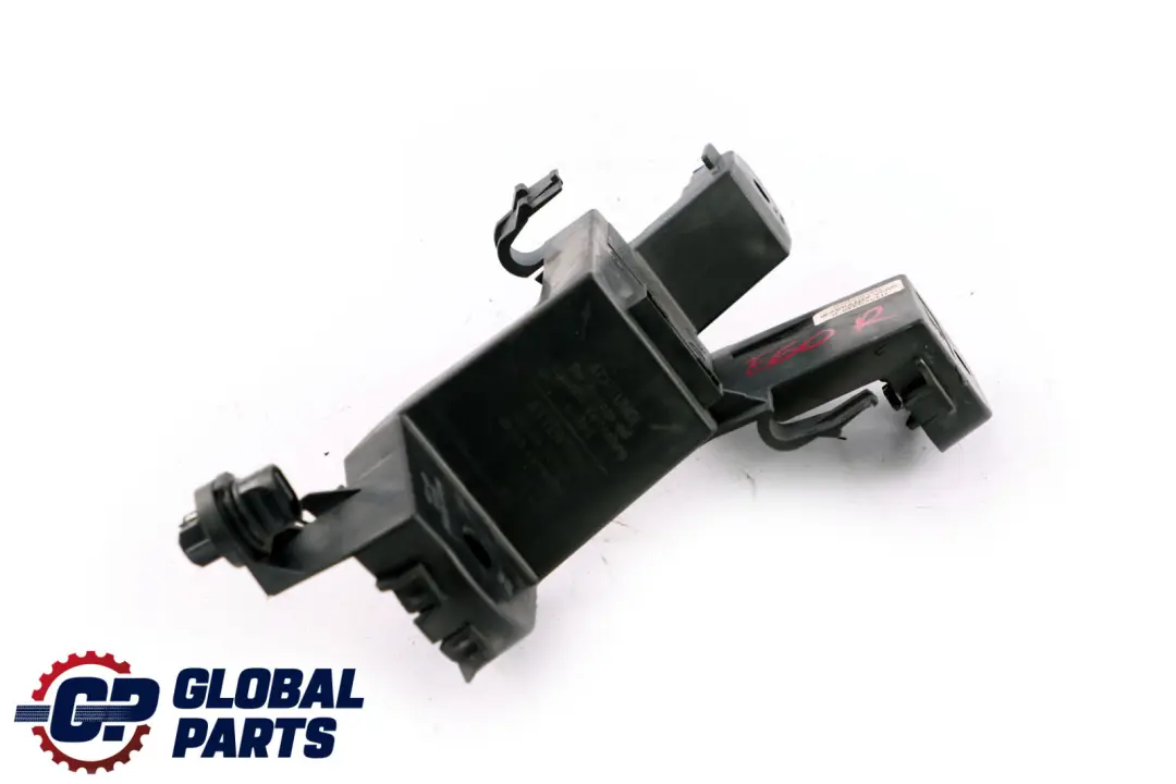 BMW 5 Series E60 Light Bulb Right Carrier For White Turn Indicator O/S 7161306 - SKU 6923306-1 - Part number 6923306