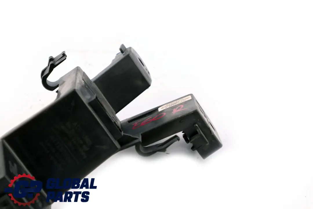 Responsables de la Lampe Feu Arriere Droite Clignotant Blanc 7161306 pour BMW E60 à propos du numéro de pièce 6923306 BMW E60 Responsables de la Lampe Feu Arriere Droite Clignotant Blanc 7161306 - SKU 6923306 - Numéro de pièce 6923306