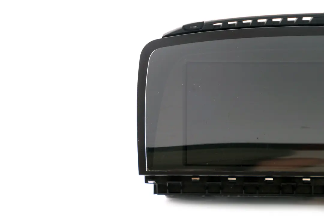 On-board Navigation Display Monitor Screen 8,8" to BMW 7 Series E65 E66 with Part number 6929507 BMW 7 Series E65 E66 On-board Navigation Display Monitor Screen 8,8" - SKU 6923811 - Part number 6929507