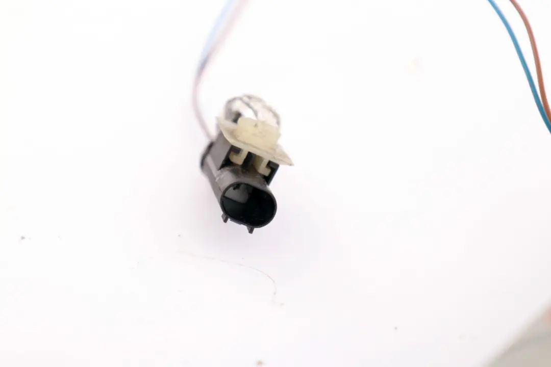 BMW X5 Serie E53 Terzo Faro Stop Posteriore Luce Freno Bianco - SKU 6923970 - Numero di parte 6923970