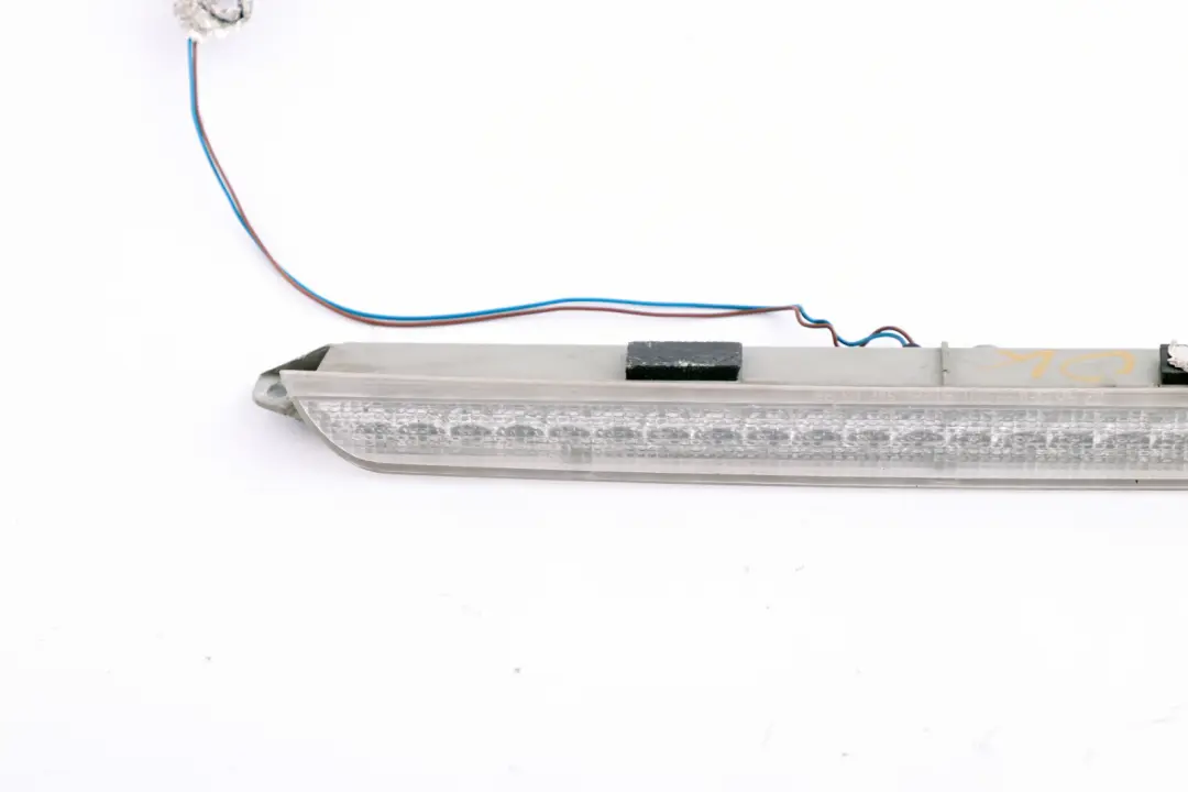 BMW X5 Serie E53 Terzo Faro Stop Posteriore Luce Freno Bianco - SKU 6923970 - Numero di parte 6923970