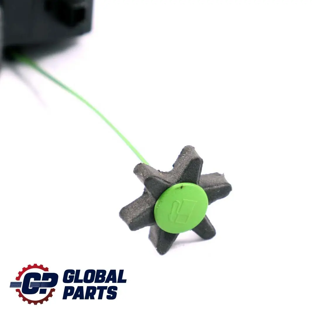 Actuateur Cache pour Reservoir pour BMW 5 6 E60 E61 E63 E64 à propos du numéro de pièce 6923975 BMW 5 6 E60 E61 E63 E64 Actuateur Cache pour Reservoir - SKU 6923975-1 - Numéro de pièce 6923975