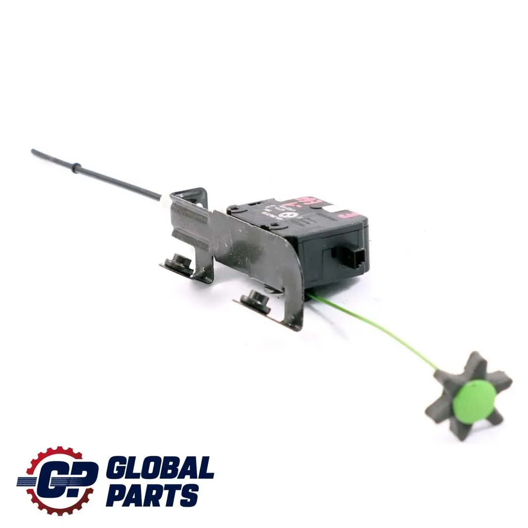 Actuador bloqueo tapa depósito combustible para BMW E60 E61 E63 E64 con número de pieza 6923975 BMW E60 E61 E63 E64 Actuador bloqueo tapa depósito combustible - SKU 6923975-1 - Número de pieza 6923975