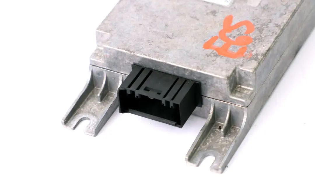 Steuergerät Spracheingabesystem ENGLISH für BMW 7 er E65 E66 E67 mit Teilenummer 6941974 BMW 7 er E65 E66 E67 Steuergerät Spracheingabesystem ENGLISH - SKU 6924092 - Teilenummer 6941974