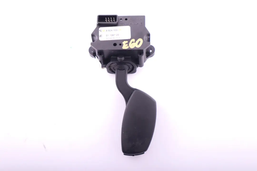 Przełącznik manetka świateł do BMW E60 E63 E64 o numerze 61316924103 BMW E60 E63 E64 Przełącznik manetka świateł - SKU 6924103 - Numer Części 61316924103