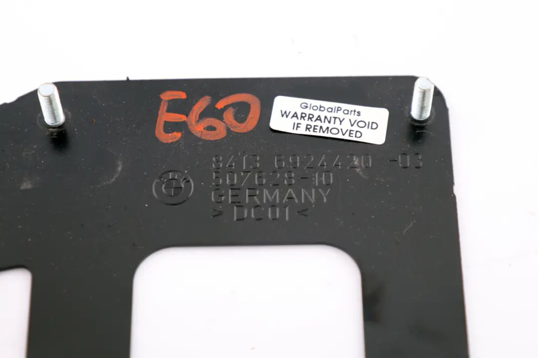 Motorola Everest Bluetooth Telematic Control Unit Support para BMW E60 E61 con número de pieza 6924420 BMW E60 E61 Motorola Everest Bluetooth Telematic Control Unit Support - SKU 6924420 - Número de pieza 6924420