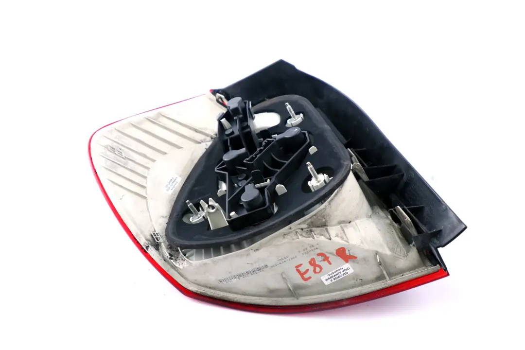 Lámpara De Luz Trasera Trasera BMW E87 Lado Derecho para con número de pieza 6924502 Lámpara De Luz Trasera Trasera BMW E87 Lado Derecho - SKU 6924502 - Número de pieza 6924502