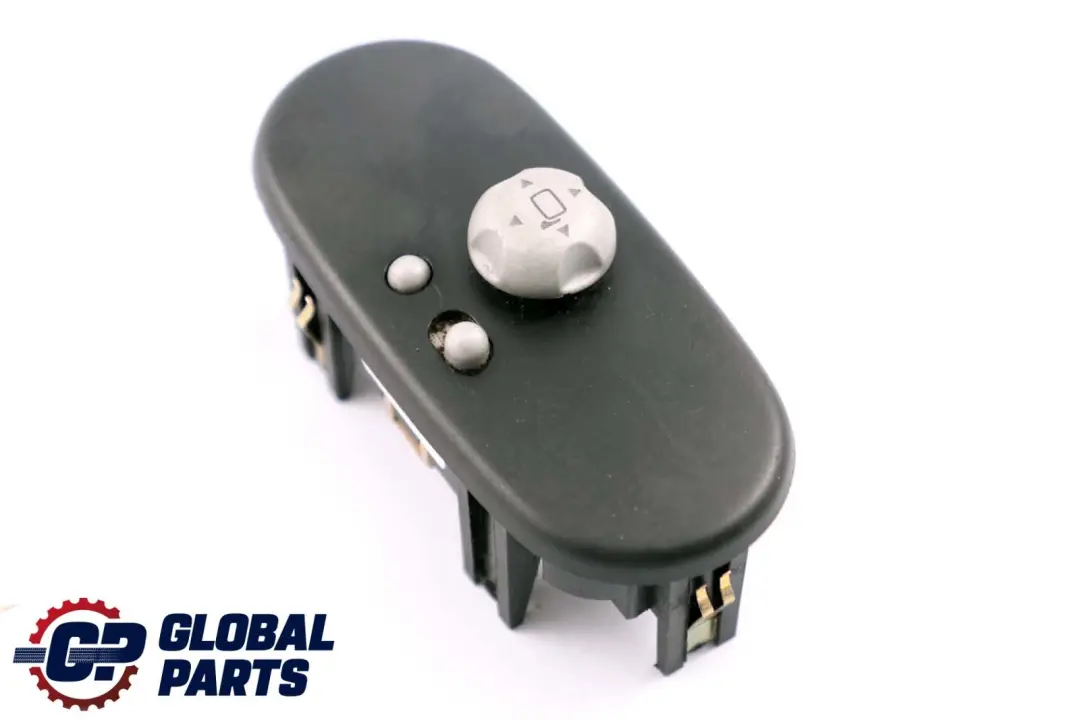 Specchietto retrovisore Interruttore regolazione per Mini R50 con numero di parte 6924653 Mini R50 Specchietto retrovisore Interruttore regolazione - SKU 6924653 - Numero di parte 6924653