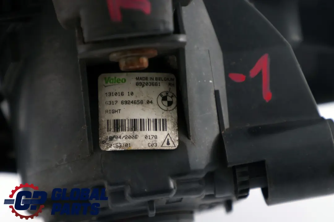 BMW E81 E87 E87N LCI Fari Fendinebbia Destra 6924656 - SKU 6924656-1 - Numero di parte 63176924656
