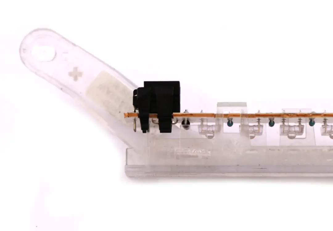 BMW E81 E87 E87N LCI Terzo Luce Stop Bianco Posteriore 6325 - SKU 6924673-1 - Numero di parte 6924673