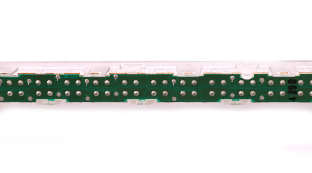 BMW E81 E87 E87N LCI Terzo Luce Stop Bianco Posteriore 6325 - SKU 6924673-1 - Numero di parte 6924673