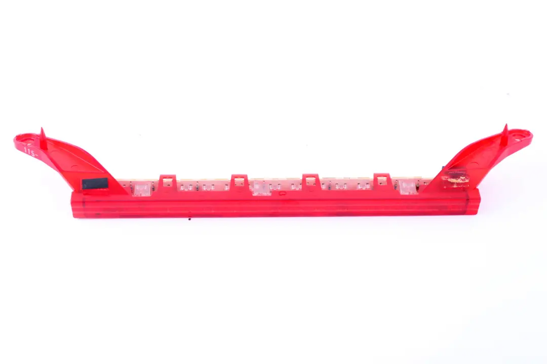 Troisieme Feu Stop pour BMW E81 E87 E87N à propos du numéro de pièce 6924673 BMW E81 E87 E87N Troisieme Feu Stop - SKU 6924673 - Numéro de pièce 6924673