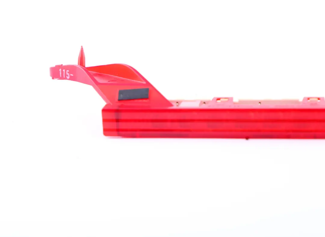 Terzo Luci Dei Freni Rosso per BMW E81 E87 E87N con numero di parte 6924673 BMW E81 E87 E87N Terzo Luci Dei Freni Rosso - SKU 6924673 - Numero di parte 6924673