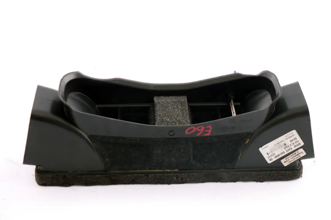 Rozdzielacz Kanał Powietrza do BMW E60 E61 LCI o numerze 6924898 BMW E60 E61 LCI Rozdzielacz Kanał Powietrza - SKU 6924898 - Numer Części 6924898