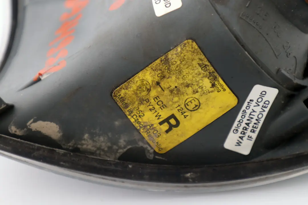 BMW 3 Series Compact E46 Direction Indicator Light Lamp White Right O/S - SKU 6924952 - Part number 6924952