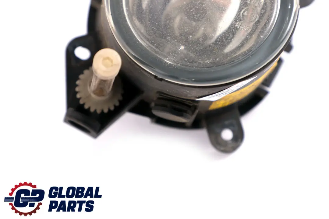 Lampa Przeciwmgielna Lewa Przednia Lewy Przód do BMW Z4 E85 E86 o numerze 6925007 BMW Z4 E85 E86 Lampa Przeciwmgielna Lewa Przednia Lewy Przód - SKU 6925007 - Numer Części 6925007