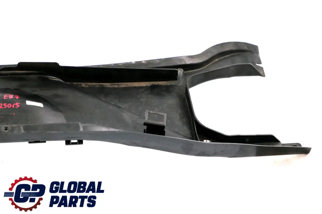 Microfiltro Alloggiamento Parte Inferiore Rivestimento per BMW E81 E82 E87 con numero di parte 6925015 BMW E81 E82 E87 Microfiltro Alloggiamento Parte Inferiore Rivestimento - SKU 6925015 - Numero di parte 6925015