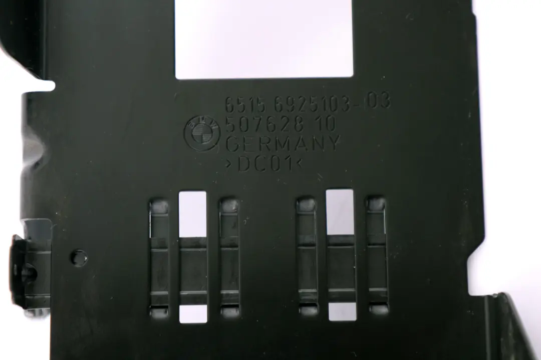 Holder Top-Hifi System Amplifier to BMW 5 SERIES E60 with Part number 6925103 BMW 5 SERIES E60 Holder Top-Hifi System Amplifier - SKU 6925103 - Part number 6925103