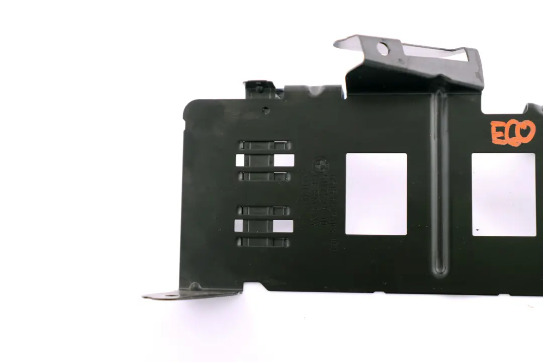 Halter Top-Hifi-Systemverstärker für BMW 5 er E60 mit Teilenummer 6925103 BMW 5 er E60 Halter Top-Hifi-Systemverstärker - SKU 6925103 - Teilenummer 6925103