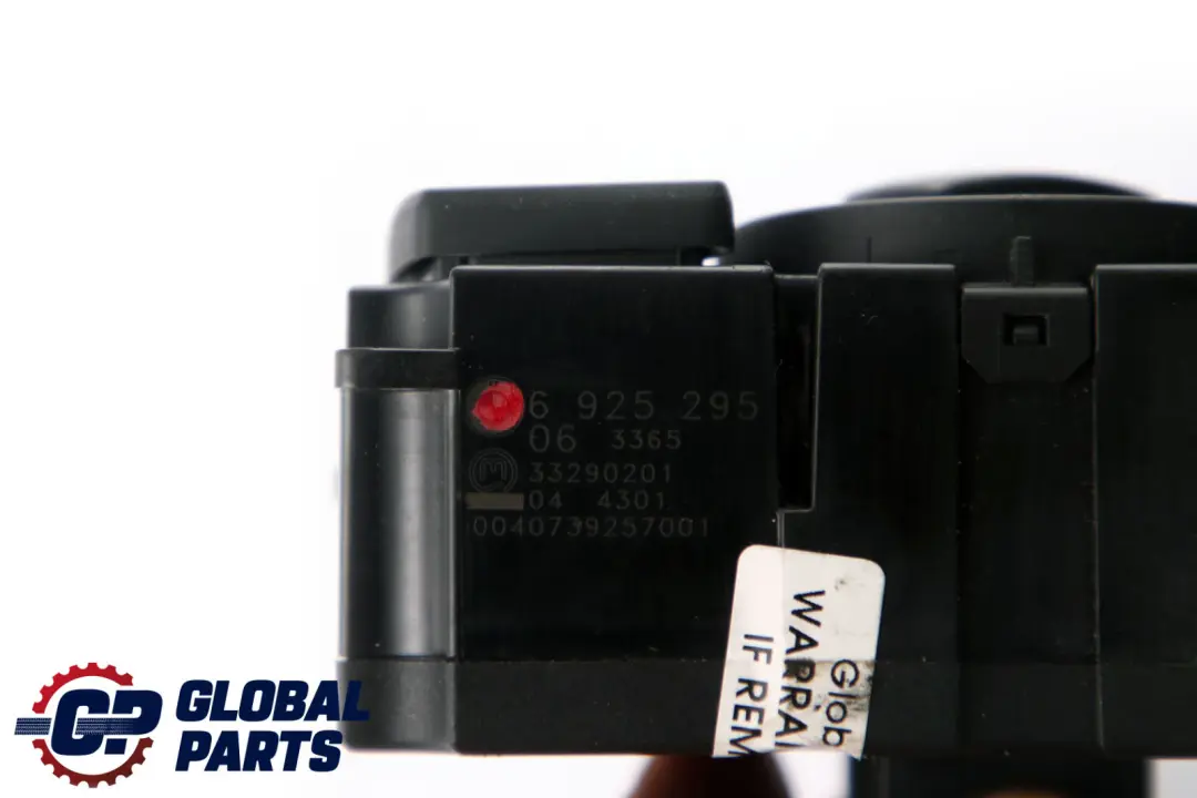Unita Controllo Luce Interruttore Nero 6925295 61316925295 per BMW E60 E61 con numero di parte 6925251 BMW E60 E61 Unita Controllo Luce Interruttore Nero 6925295 61316925295 - SKU 6925251 - Numero di parte 6925251