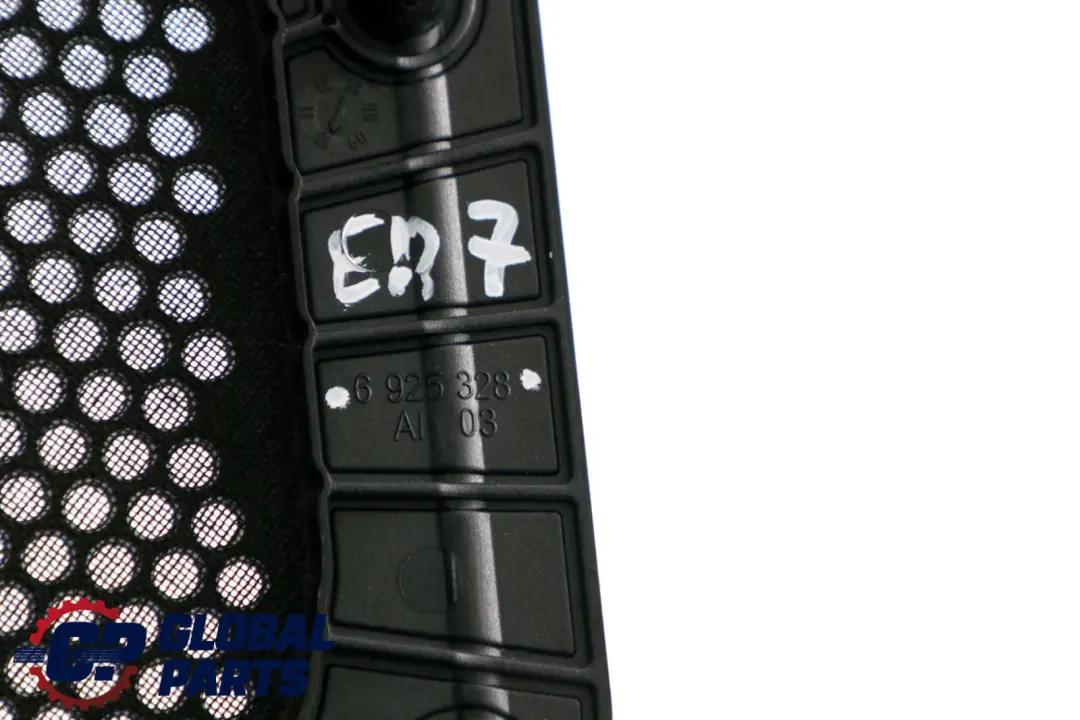  Embellecedor Central WooferBMW E81 E82 E84 E87 E88 - SKU 6925328 - Número de pieza 6925328