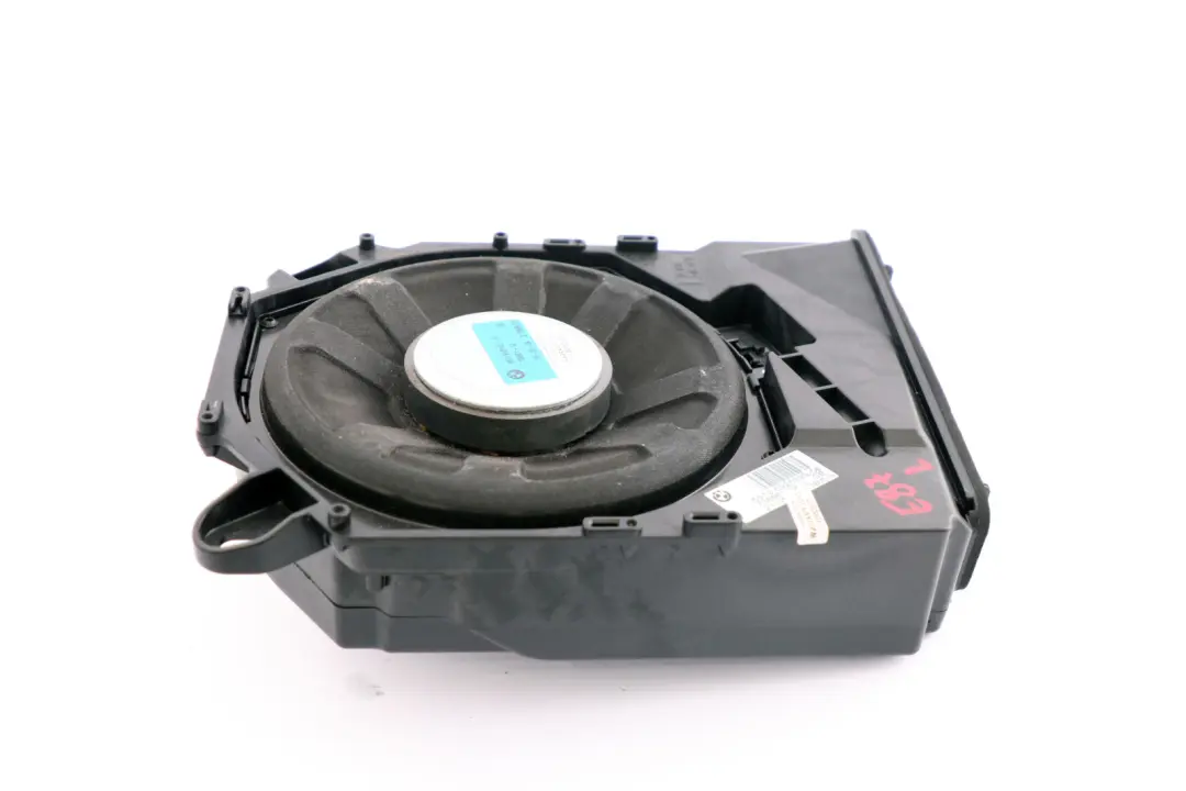 BMW E87 HiFi Sistema De audio Altavoz central De graves izquierdo Woofer - SKU 6925333 - Número de pieza 6925333