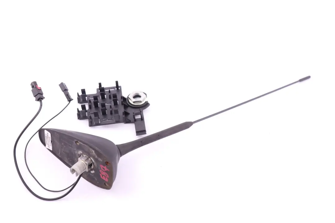 Antena Dachowa Dachu Dach do BMW E81 E87 E87N LCI o numerze 6925356 BMW E81 E87 E87N LCI Antena Dachowa Dachu Dach - SKU 6925356-1 - Numer Części 6925356