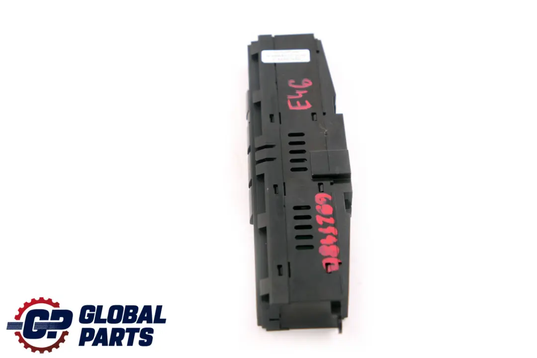 Schaltzentrum Mittelkonsole für BMW 3 er E46 mit Teilenummer 6925480 BMW 3 er E46 Schaltzentrum Mittelkonsole - SKU 6925480 - Teilenummer 6925480