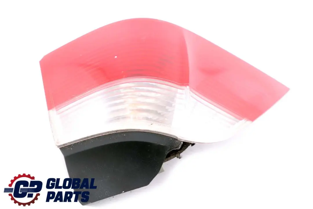 Station Wagon Fanale Posteriore Bianco Sinistro per BMW E61 Touring con numero di parte 6925891 BMW E61 Touring Station Wagon Fanale Posteriore Bianco Sinistro - SKU 6925891 - Numero di parte 6925891