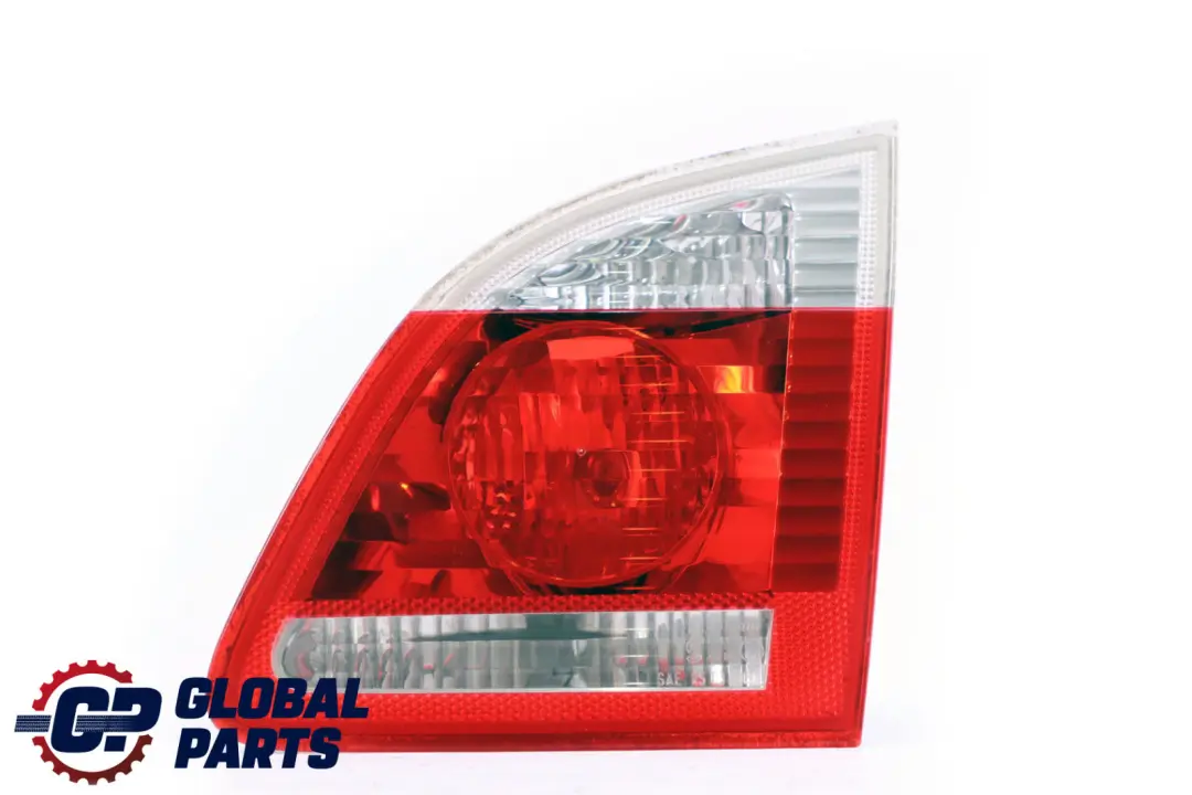Luz Trasera Derecha En Tapa Maletero Portón Trasero para BMW 5 E61 Touring con número de pieza 6925894 BMW 5 E61 Touring Luz Trasera Derecha En Tapa Maletero Portón Trasero - SKU 6925894 - Número de pieza 6925894