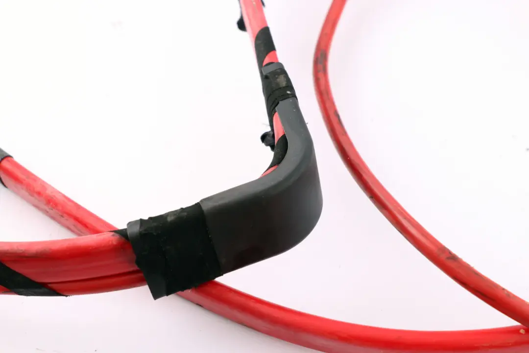 Kabel plusowy plus akumulatora do BMW 7 E65 o numerze 6926795 BMW 7 E65 Kabel plusowy plus akumulatora - SKU 6926795 - Numer Części 6926795