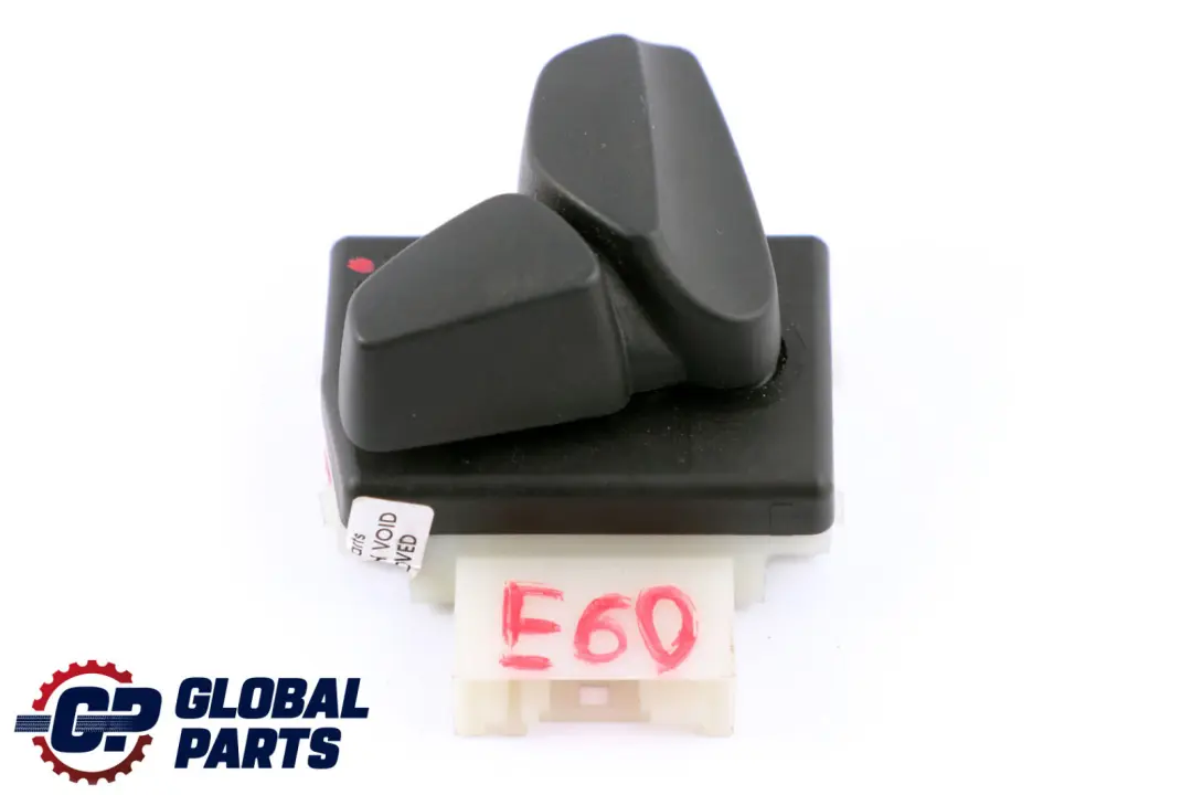 Interruptor Ajuste Asiento Delantero Derecho 6930048 para BMW E60 E61 con número de pieza 6926962 BMW E60 E61 Interruptor Ajuste Asiento Delantero Derecho 6930048 - SKU 6926962 - Número de pieza 6926962