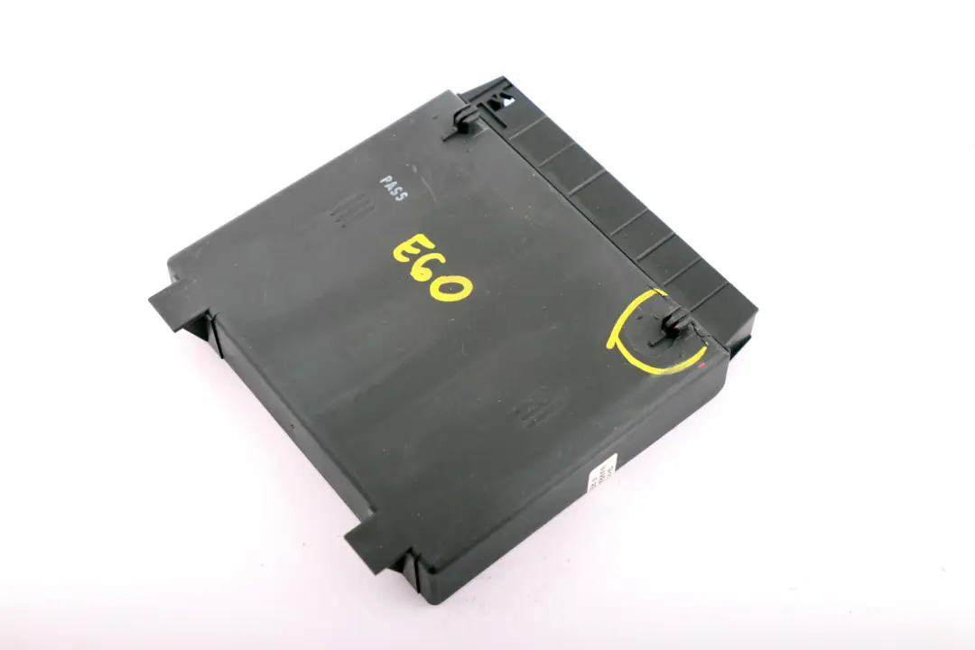 Front Seat Module Control Unit to BMW 5 Series E60 with Part number 6927271 BMW 5 Series E60 Front Seat Module Control Unit - SKU 6927271-1 - Part number 6927271